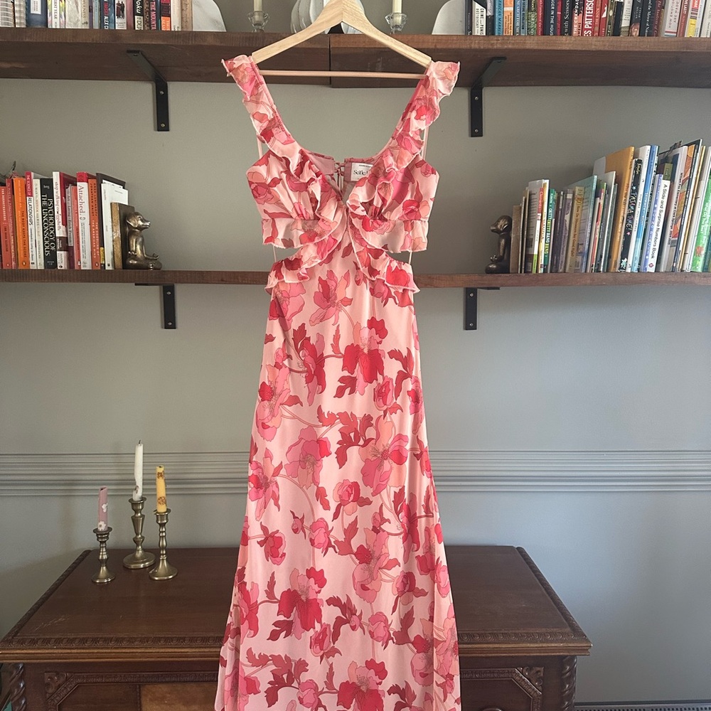 Selfie Leslie Pink Floral Maxi Dress